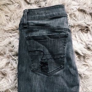 RIPPED JEGGING JEANS